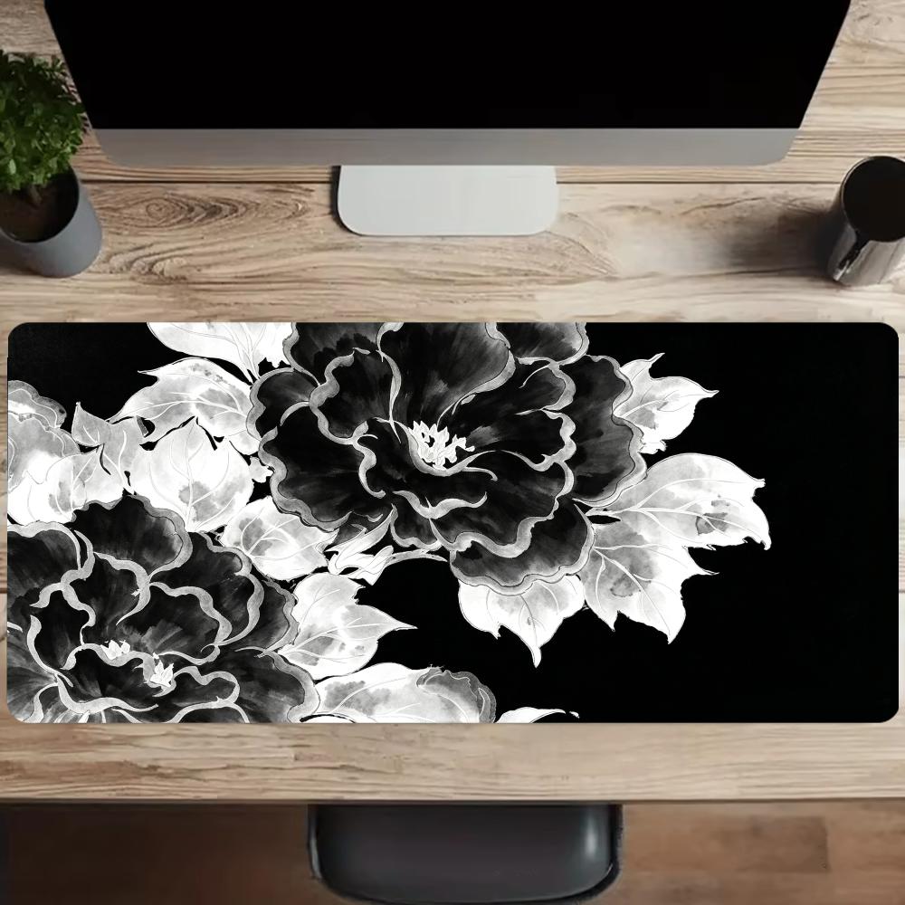 Siyah ve Beyaz Mürekkep Boyalı - Desk Setup Black And White incelemesi ve fiyatı